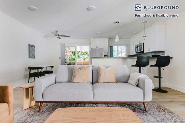 854 Jordan Ave in Los Altos, CA - Building Photo - Building Photo