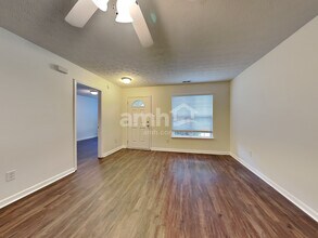 3104 Forrestal Dr in Durham, NC - Building Photo - Building Photo