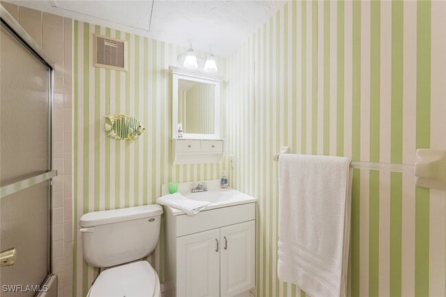 property at 460 Fox Haven Dr