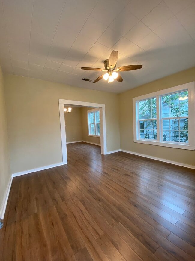 904 N Main St in Temple, TX - Building Photo - Building Photo