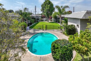 Fairhaven Village in Santa Ana, CA - Building Photo