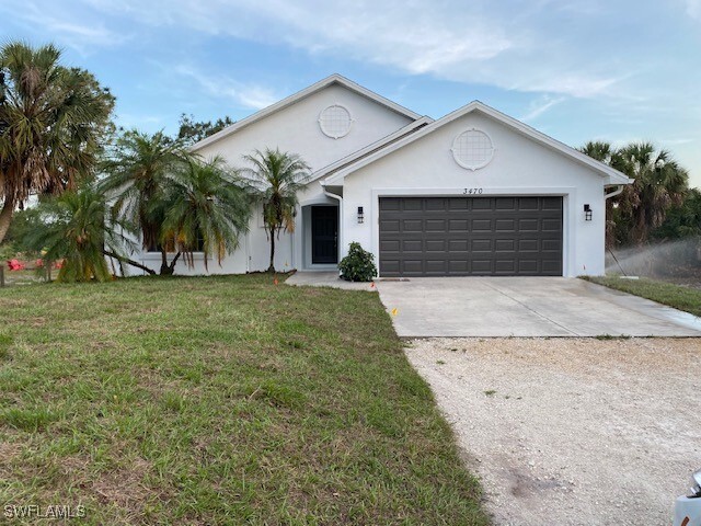 3470 22nd Ave NE in Naples, FL - Building Photo