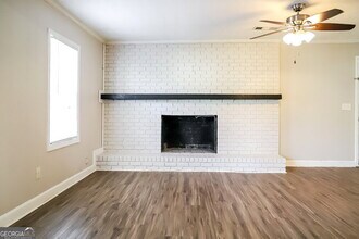 302 Wren Cir in Austell, GA - Building Photo - Building Photo