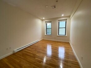1014 Bennington St, Unit 3A in Boston, MA - Building Photo - Building Photo