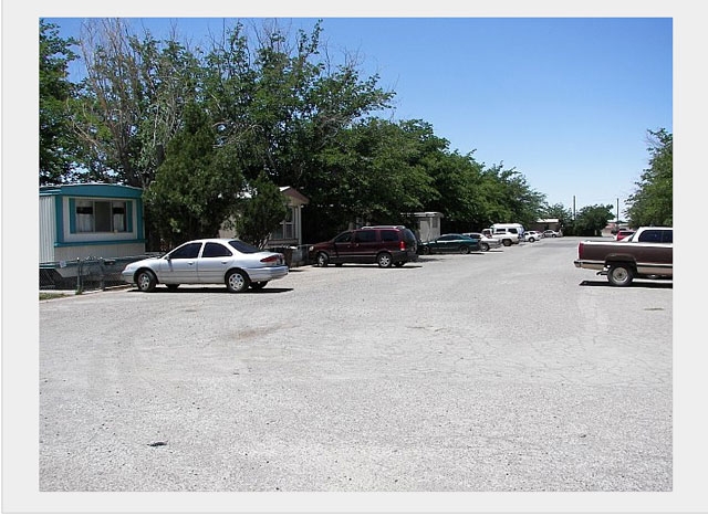 Two Harts Mobile Home Park in Alamogordo, NM - Building Photo - Building Photo