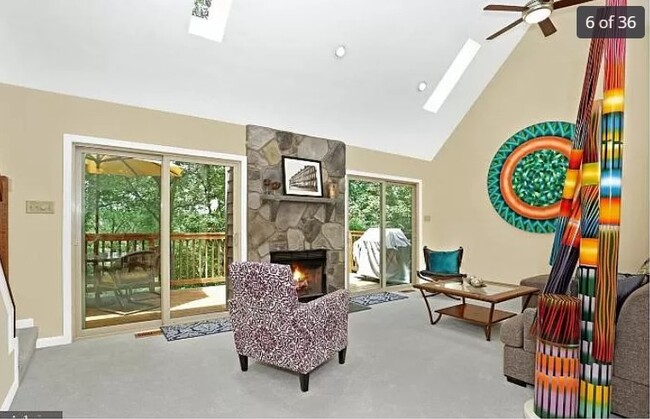 property at 6618 W Lakeridge Rd
