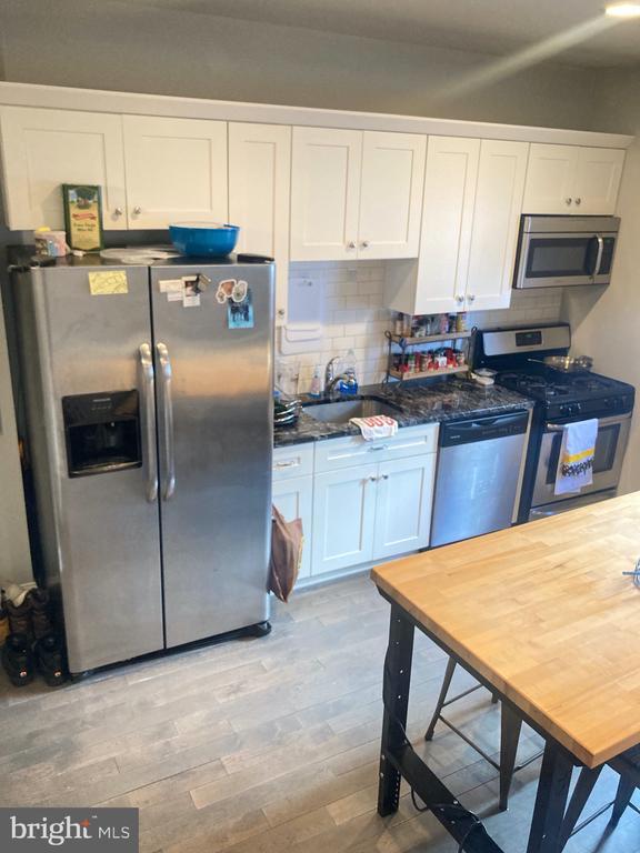 1212 N Front St in Philadelphia, PA - Building Photo - Building Photo