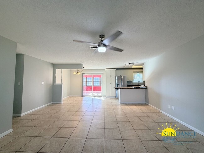 411 Fleetwood Dr in Mary Esther, FL - Building Photo - Building Photo