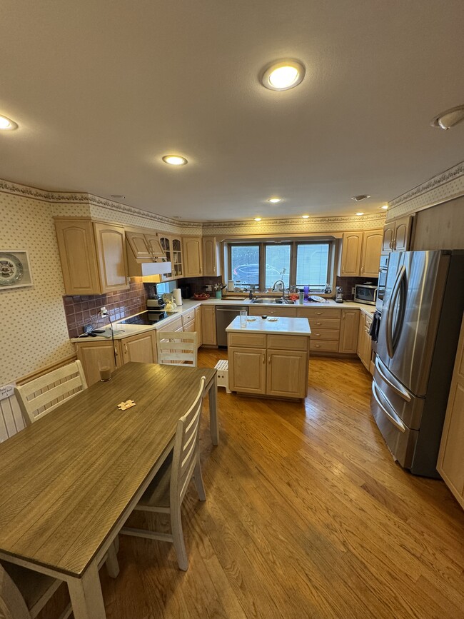 130 Chews Landing Rd in Haddonfield, NJ - Building Photo - Building Photo