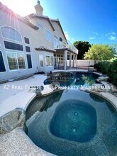 13236 N 13th St in Phoenix, AZ - Building Photo - Building Photo