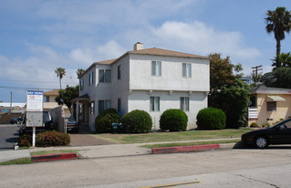 816 Felspar St Apartments