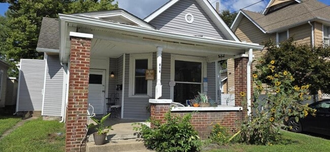 property at 914 Chestnut St