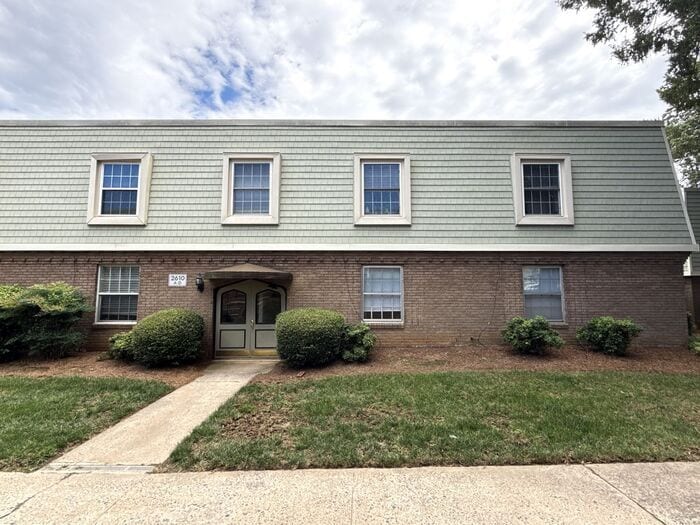 2610 Park Rd in Charlotte, NC - Foto de edificio