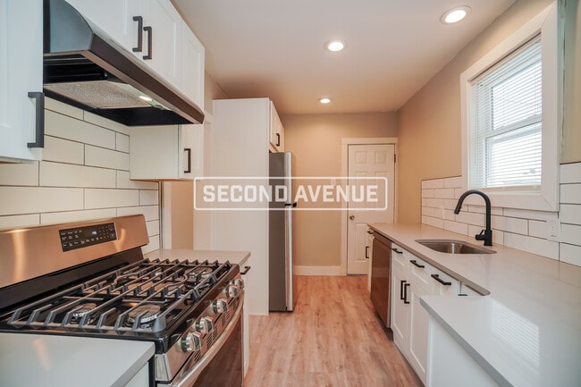 3507 McWhinney St in Munhall, PA - Building Photo - Building Photo