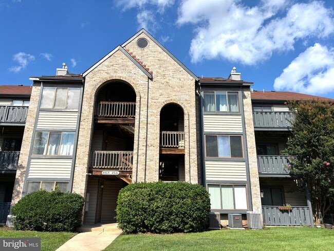 property at 4905 Dunbarton Rd