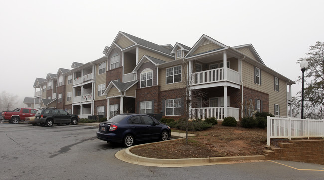 Berea Heights Villas in Greenville, SC - Foto de edificio - Building Photo