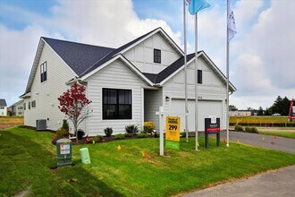 10974 37th St N in Lake Elmo, MN - Building Photo - Building Photo