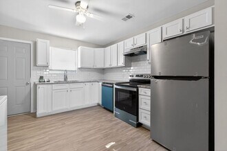 7 Roper Dr in Douglasville, GA - Building Photo - Building Photo