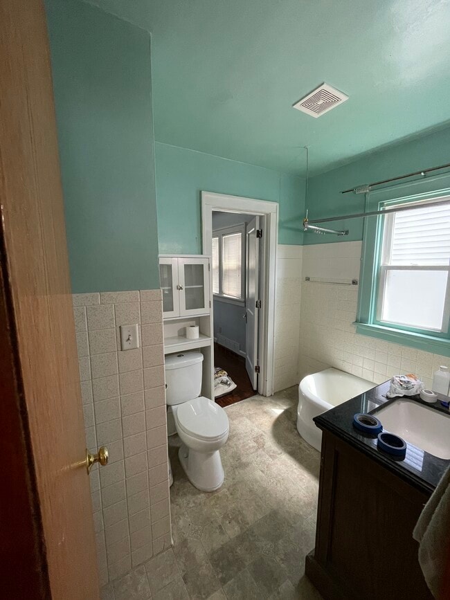 123 Washington St in Beaver Dam, WI - Building Photo - Building Photo
