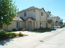 558 Vermont Ave in Turlock, CA - Building Photo