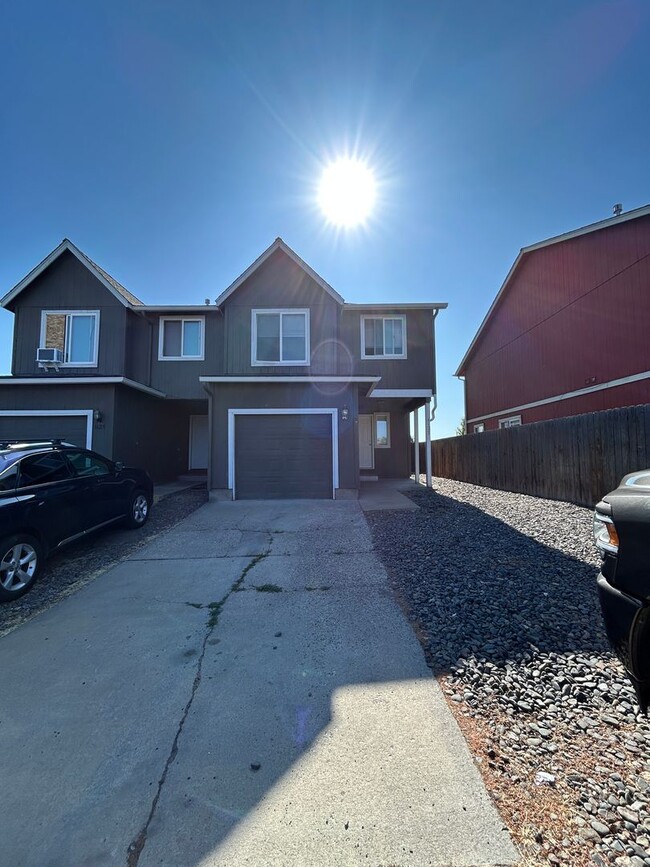 property at 1127 SW 27th St
