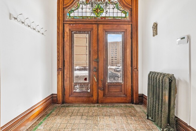 4299 Blvd. De Maisonneuve Ouest in Westmount, QC - Building Photo - Building Photo