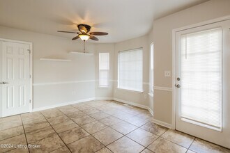 161 Drake Dr in Shepherdsville, KY - Building Photo - Building Photo