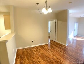 4035 S Dillon Way in Aurora, CO - Foto de edificio - Building Photo