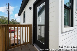 419 N Mesquite St in San Antonio, TX - Building Photo