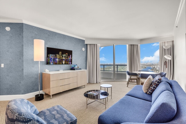 4343 Collins Ave, Unit SI ID1540477P