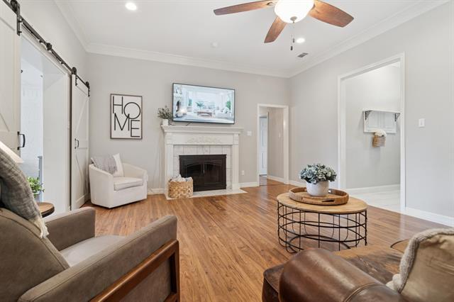 property at 16435 Red Oak Cir N