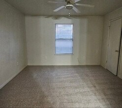 1009 Lansberry Ct in Killeen, TX - Building Photo - Building Photo