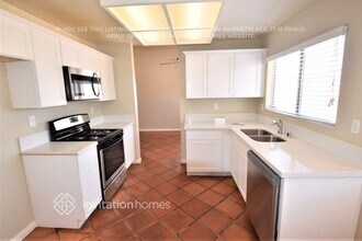 11890 Collingswood Dr in Moreno Valley, CA - Building Photo - Building Photo