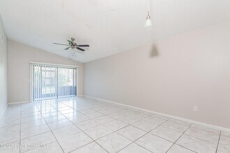 1656 Parakeet Ct in Melbourne, FL - Building Photo - Building Photo