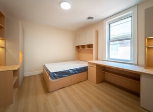 2317 15th St, Unit D-3B2b in Troy, NY - Foto de edificio - Building Photo