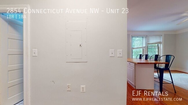 2854 Connecticut Ave NW in Washington, DC - Building Photo - Building Photo