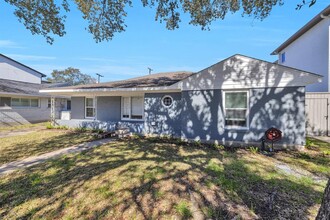 3518 Merrick St in Houston, TX - Building Photo - Building Photo