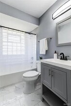 9427 Yorktown Dr in St. Louis, MO - Building Photo - Building Photo