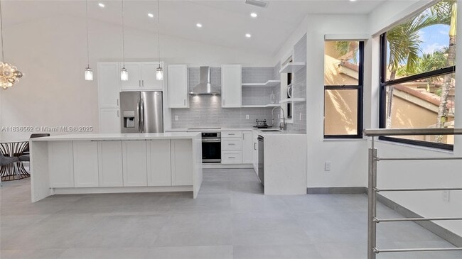 property at 15533 N Miami Lakeway
