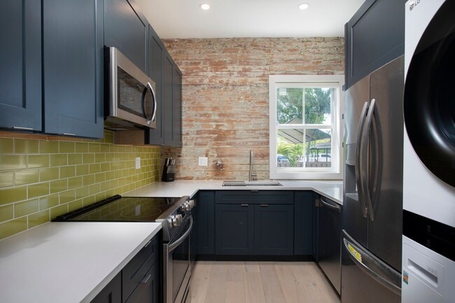 1418 2nd St in Key West, FL - Building Photo - Building Photo