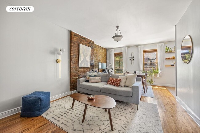 39 Claver Pl