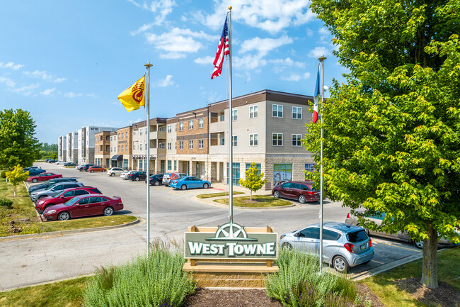 West Towne in Ames, IA - Building Photo - Building Photo