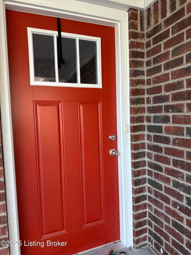 property at 514 Eagle Pointe Dr