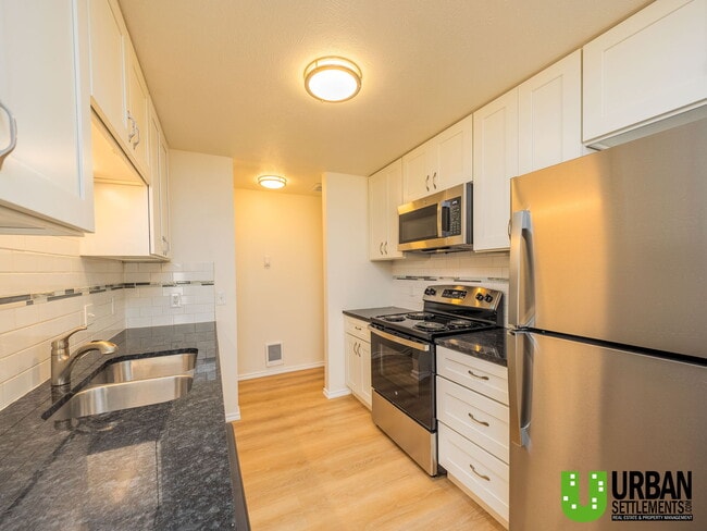 3531 E Upriver Dr in Spokane, WA - Building Photo - Building Photo
