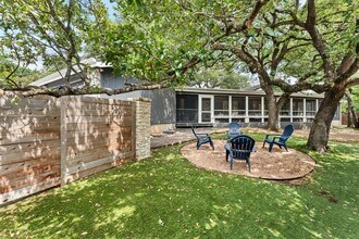 101 Explorer Cove in Lakeway, TX - Building Photo - Building Photo