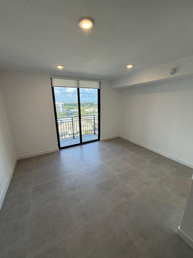 2138 Taylor St, Unit A3 in Hollywood, FL - Building Photo - Building Photo