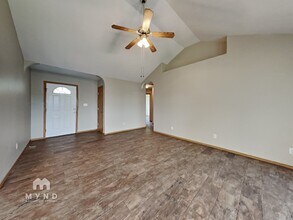 2628 E Moonlight St in Republic, MO - Building Photo - Building Photo