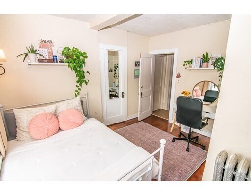 115 Windsor Rd-Unit -2 in Medford, MA - Building Photo