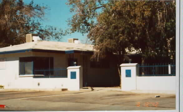 184-192 W New York Ave in Las Vegas, NV - Foto de edificio - Building Photo