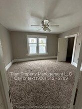 19 E Murdock Ave in Oshkosh, WI - Building Photo - Building Photo